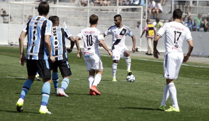 Ponte Preta x Grêmio (Foto: Victor Hafner / PontePress)